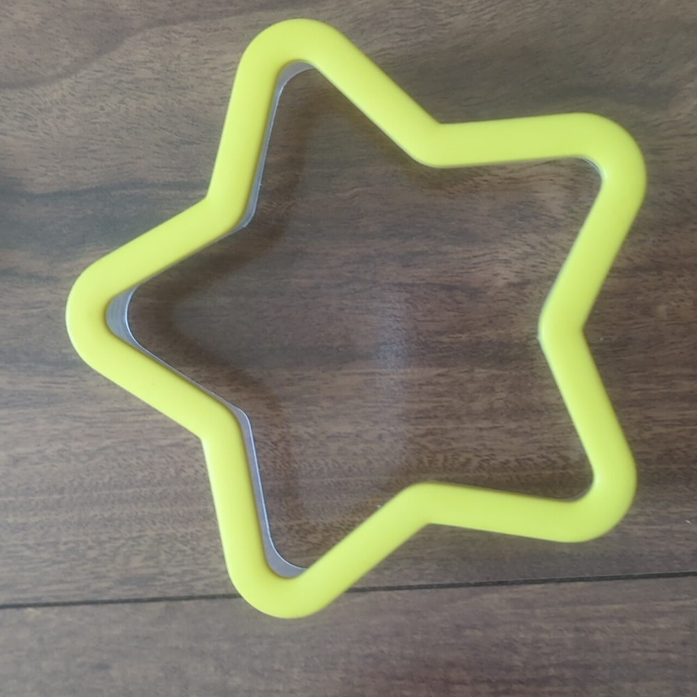 Assorted Cookie Cutters - Picture 5 of 9
